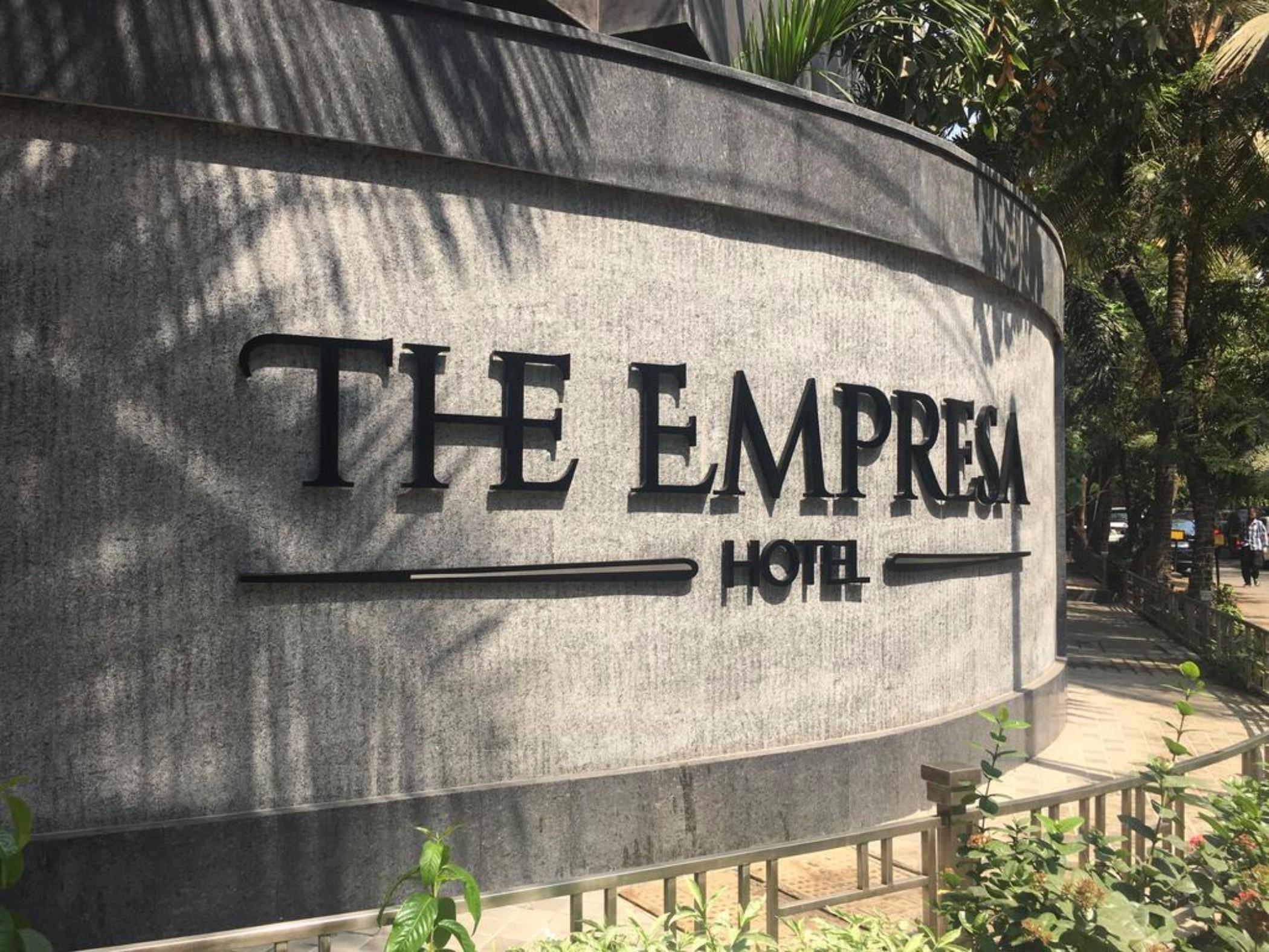 The Empresa Hotel Mumbai Exterior photo